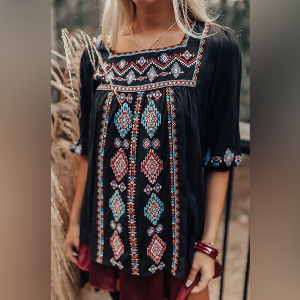 Savanna Jane On My Heart Embroidered Blouse 100% Rayon Boho/Weatern